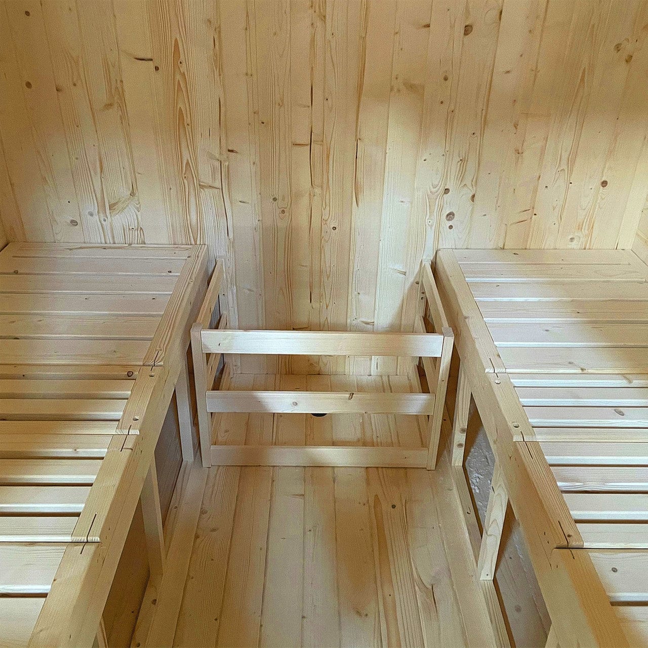 Aleko SRCE6HULU-AP Outdoor Rustic Cedar 6-Person Square Sauna with Bitumen shingle roofing