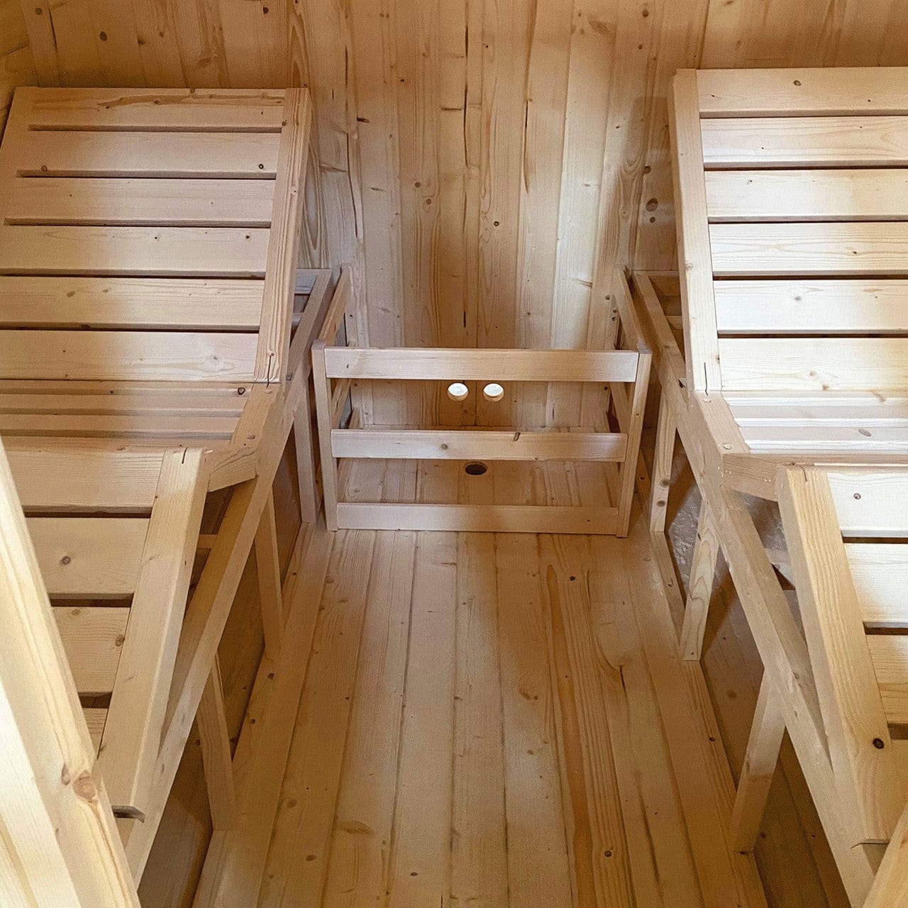 Aleko SRCE6HULU-AP Outdoor Rustic Cedar 6-Person Square Sauna with Bitumen shingle roofing