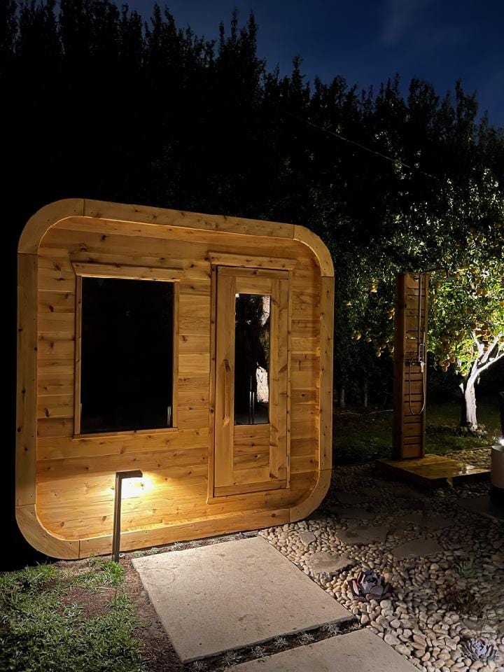 Dundalk CTC22LU Canadian Timber Luna Sauna 4 Person Sauna CTC22LU with Harvia KIP 8KW Sauna Heater Included